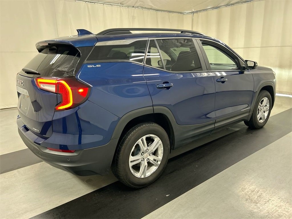 Used 2022 GMC Terrain SLE SUV
