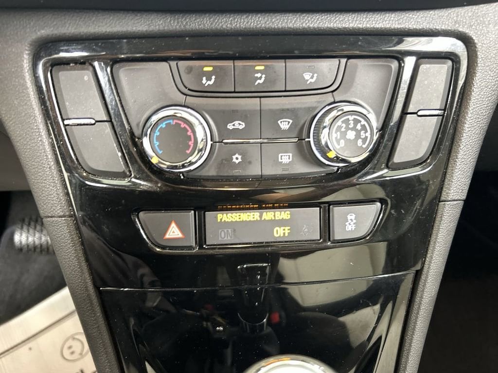 2020 Buick Encore Preferred - Photo 15