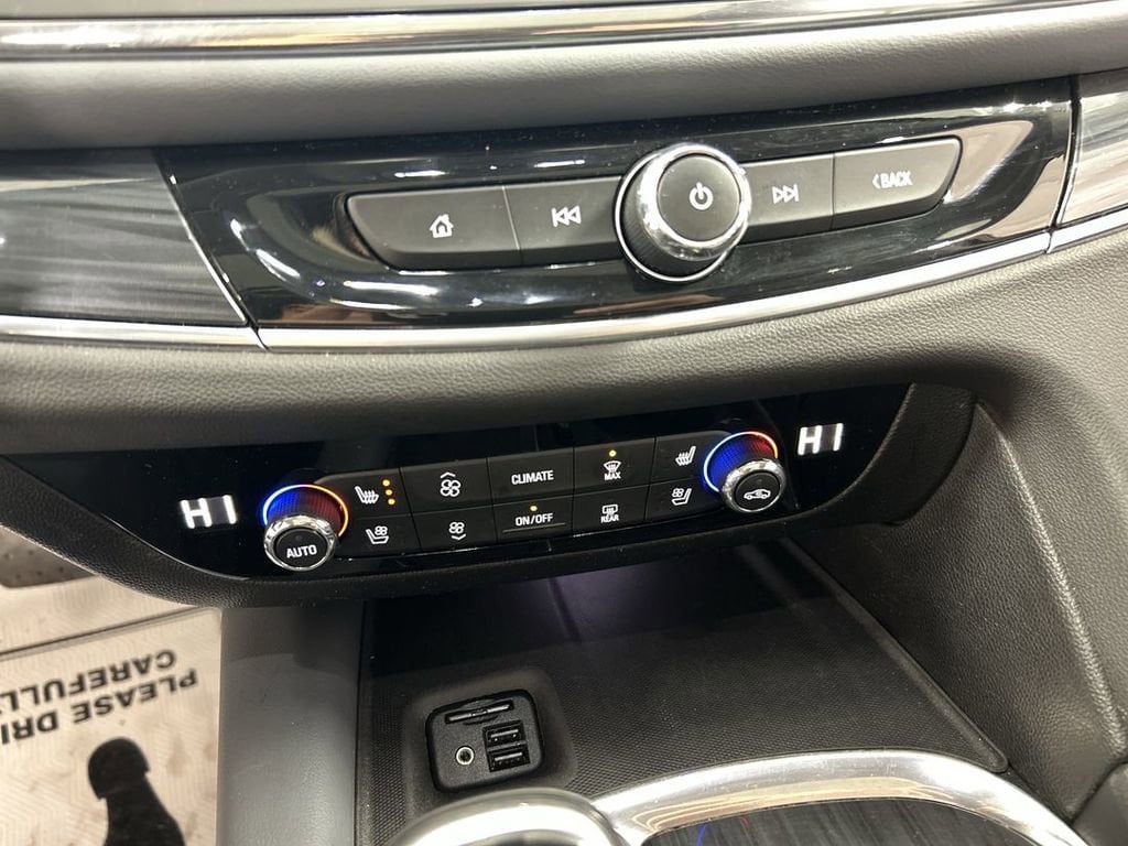2021 Buick Enclave Premium - Photo 16