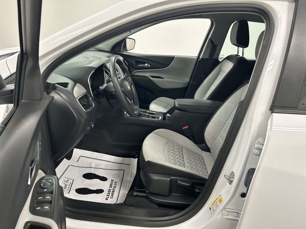 2023 Chevrolet Equinox LS - Photo 9