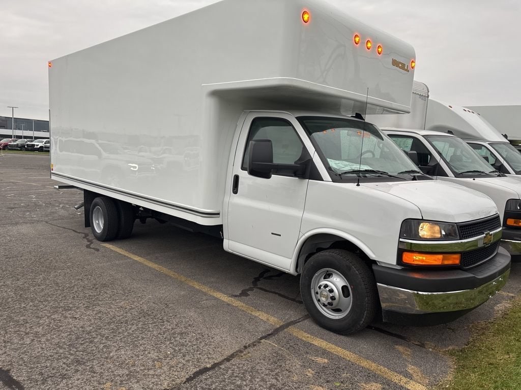 New 2025 Chevrolet Express Cutaway 3500 1WT Cutaway Van