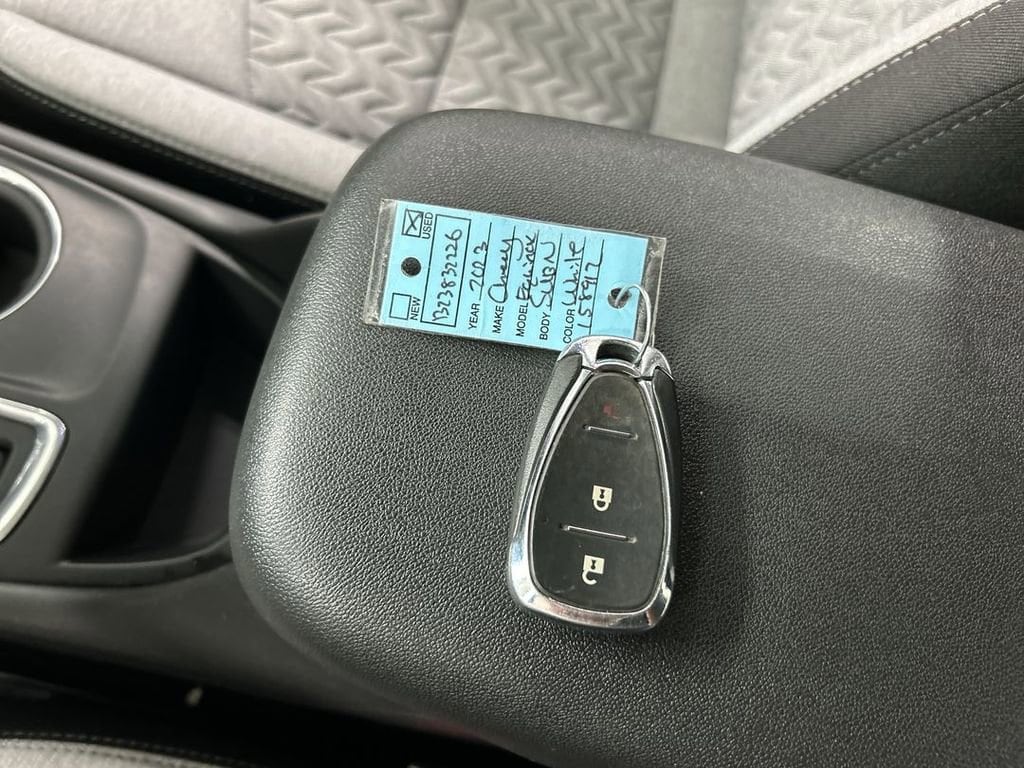 2023 Chevrolet Equinox LS - Photo 12
