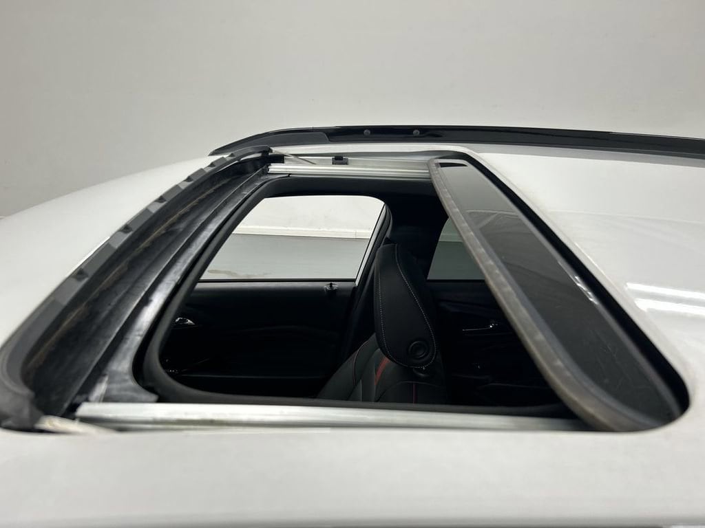 2025 Chevrolet Trax RS - Photo 19