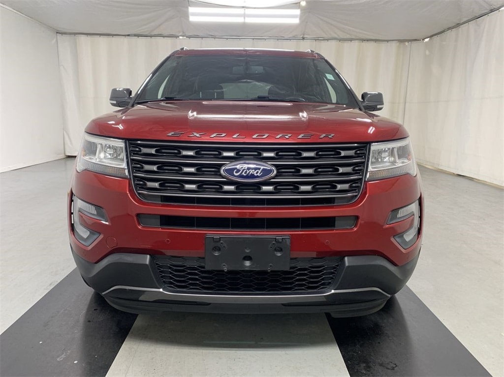 Used 2017 Ford Explorer XLT with VIN 1FM5K8D84HGD75029 for sale in Cicero, NY