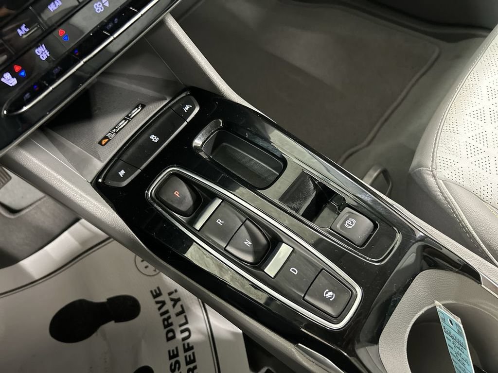 2023 Chevrolet Bolt EUV Premier - Photo 17
