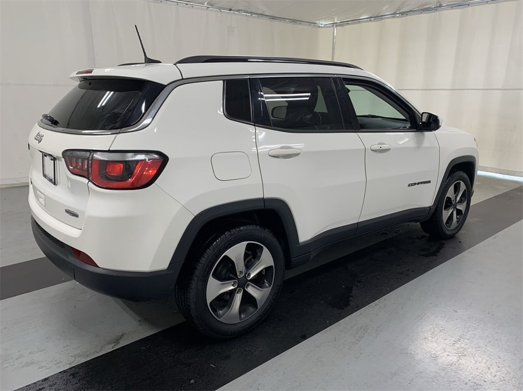 Used 2018 Jeep Compass Latitude with VIN 3C4NJDBB6JT101654 for sale in Cicero, NY