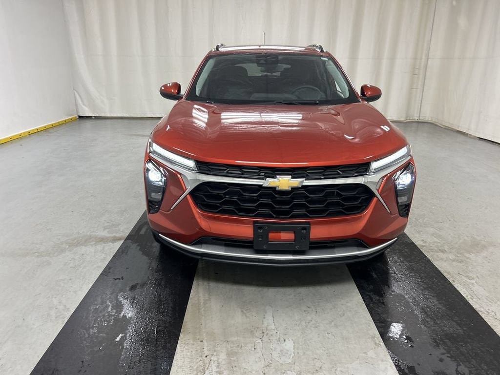 Used 2024 Chevrolet Trax LT SUV
