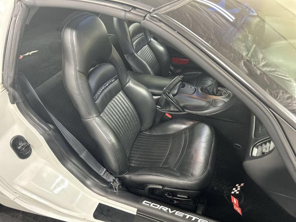 2000 Chevrolet Corvette Base - Photo 21