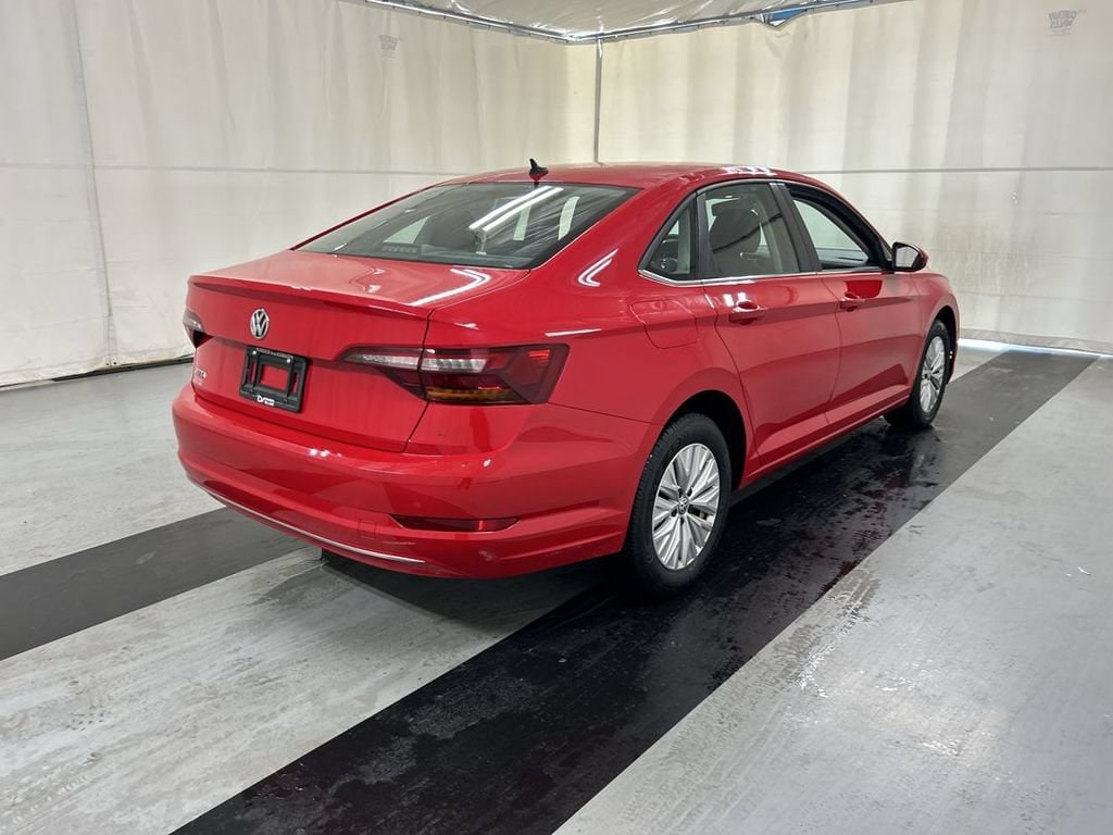 Used 2019 Volkswagen Jetta SE with VIN 3VWC57BUXKM222940 for sale in Cicero, NY