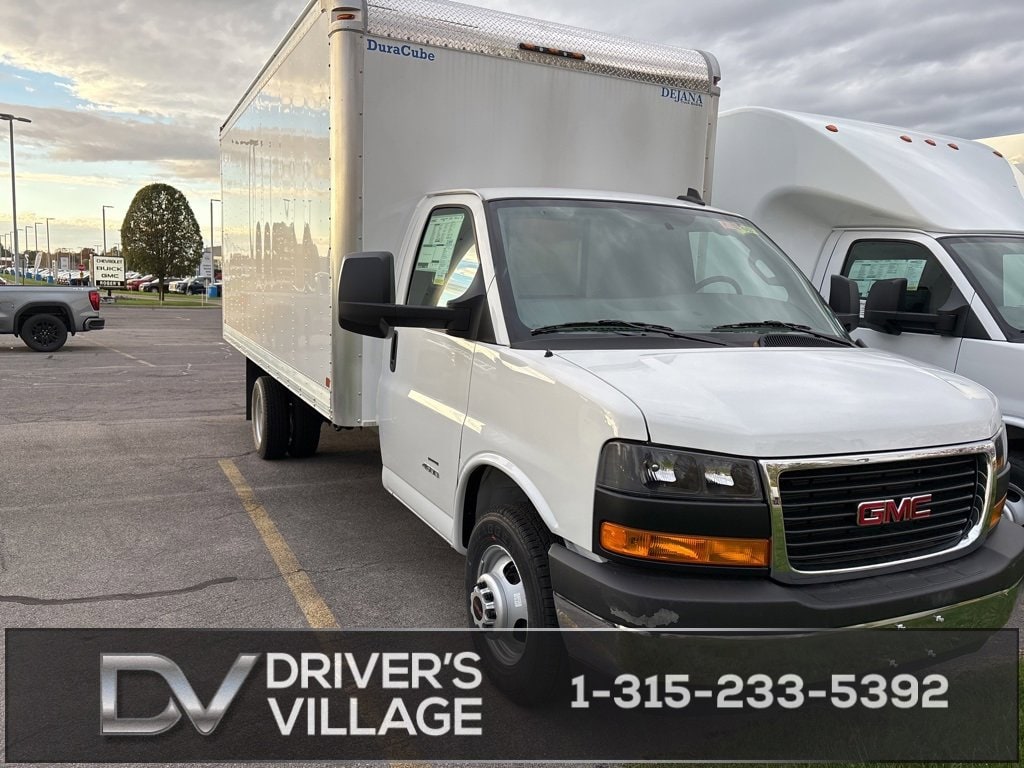 New 2025 GMC Savana Cutaway 4500 2WT Cutaway Van
