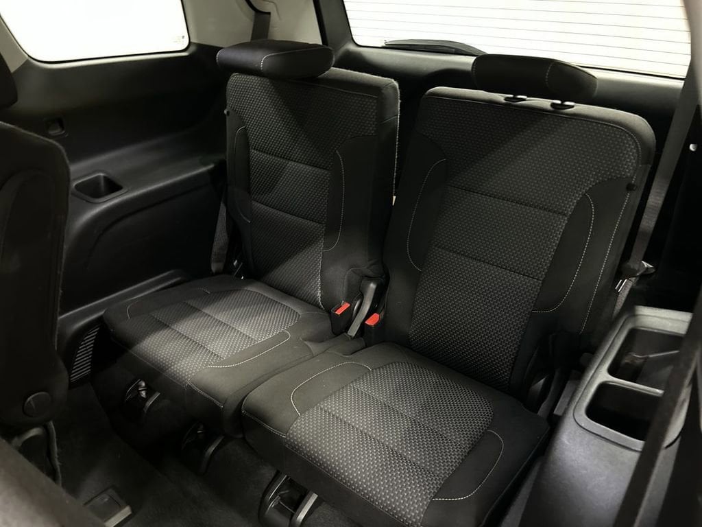 2022 GMC Acadia SLE - Photo 20