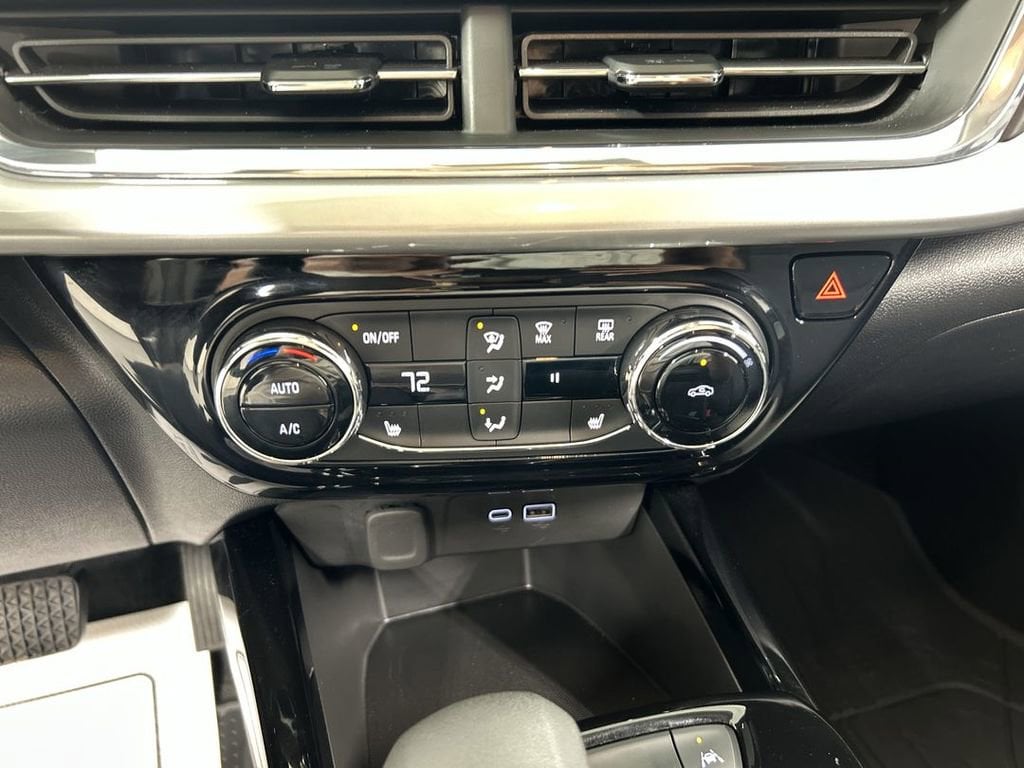 2026 Chevrolet Trax LT - Photo 17