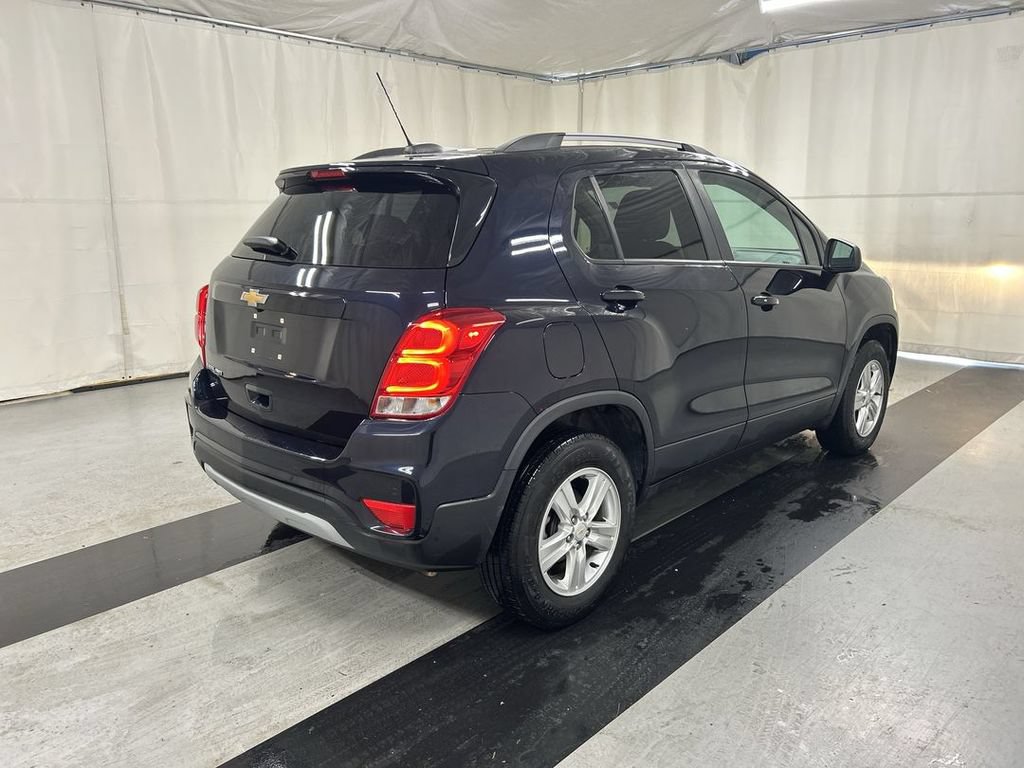 Used 2021 Chevrolet Trax LT with VIN KL7CJPSB9MB347500 for sale in Cicero, NY