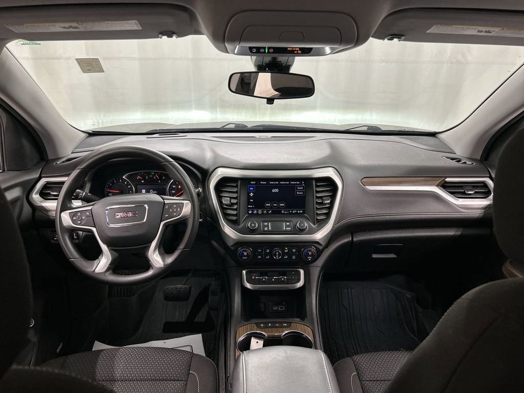 2022 GMC Acadia SLE - Photo 18