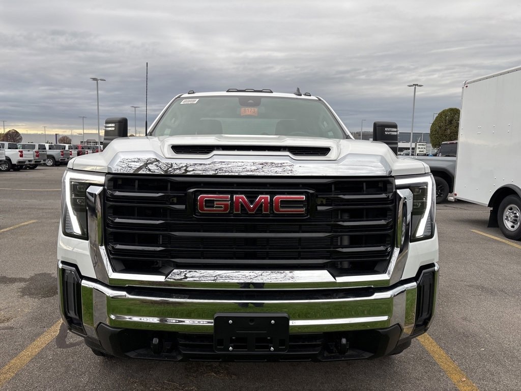 New 2025 GMC Sierra 2500 HD Pro Truck