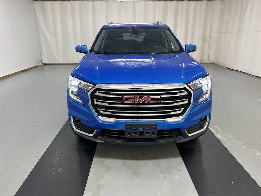 Used 2024 GMC Terrain SLT SUV
