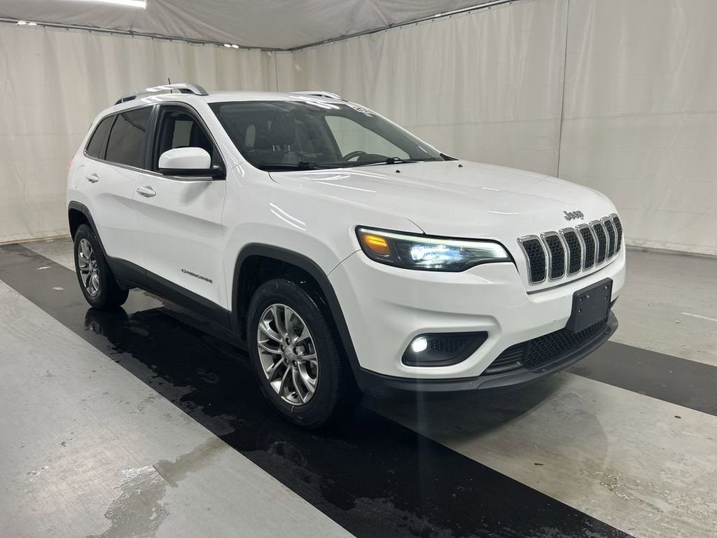 2019 Jeep Cherokee Latitude Plus 4X4's photo