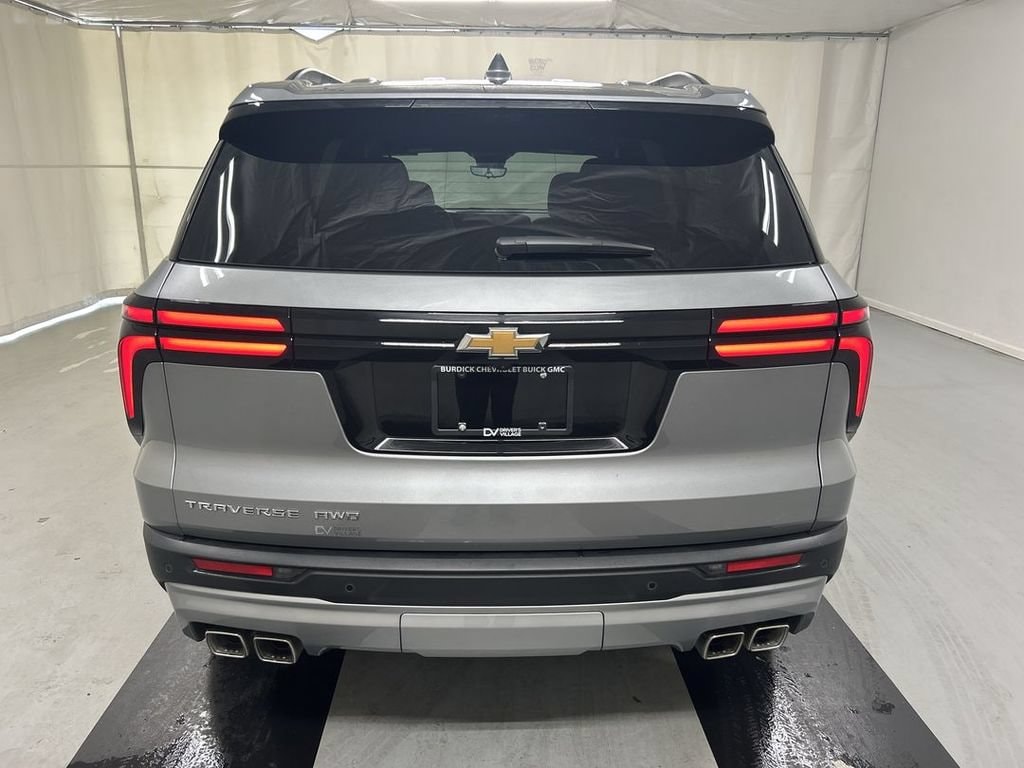 2026 Chevrolet Traverse LT - Photo 8