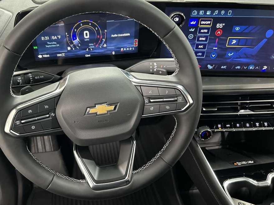 2027 Chevrolet Traverse LT - Photo 10