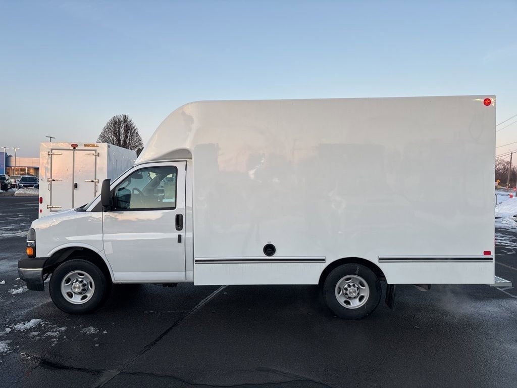 New 2025 Chevrolet Express Cutaway 3500 1WT Cutaway Van