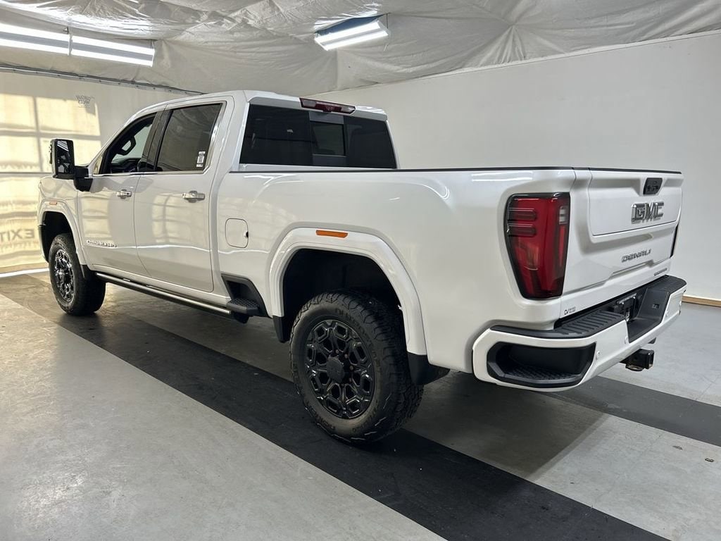 2024 GMC Sierra 3500HD Denali Ultimate - Photo 7