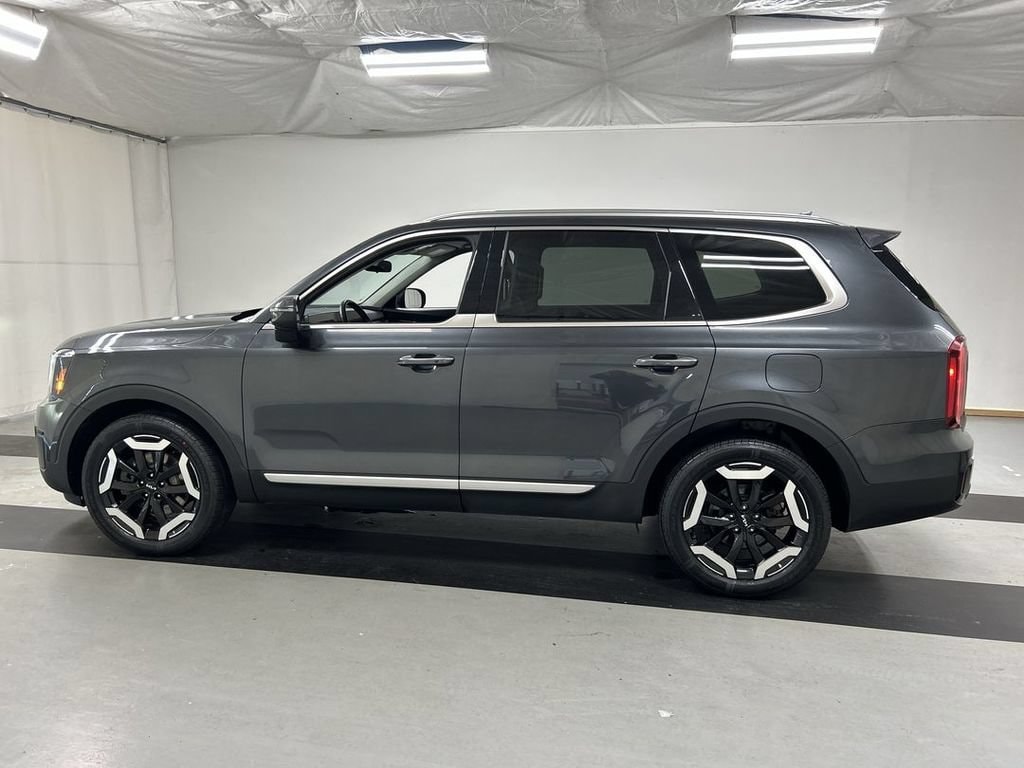 2023 Kia Telluride S - Photo 6