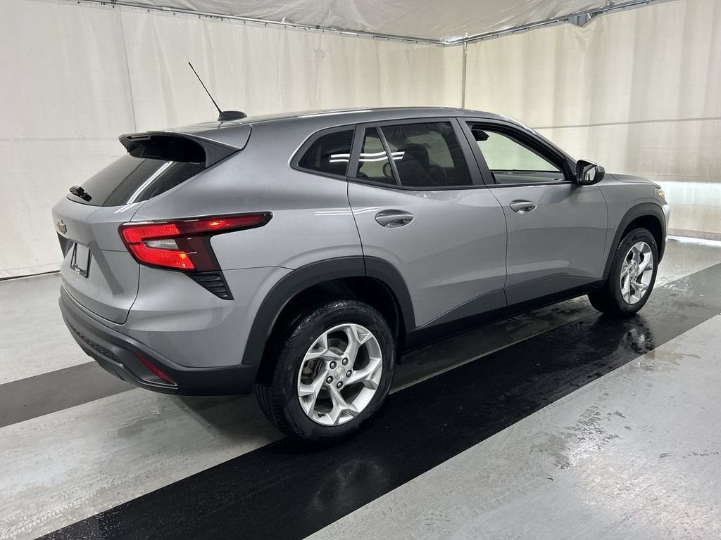 Used 2024 Chevrolet Trax LS SUV