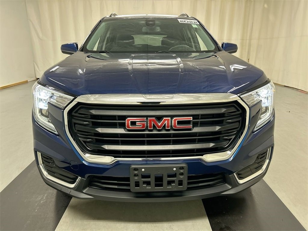 Used 2022 GMC Terrain SLE SUV