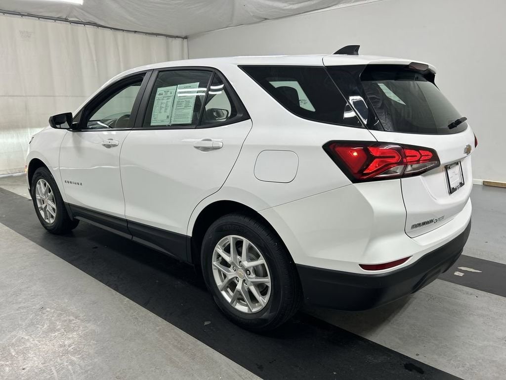 2023 Chevrolet Equinox LS - Photo 7
