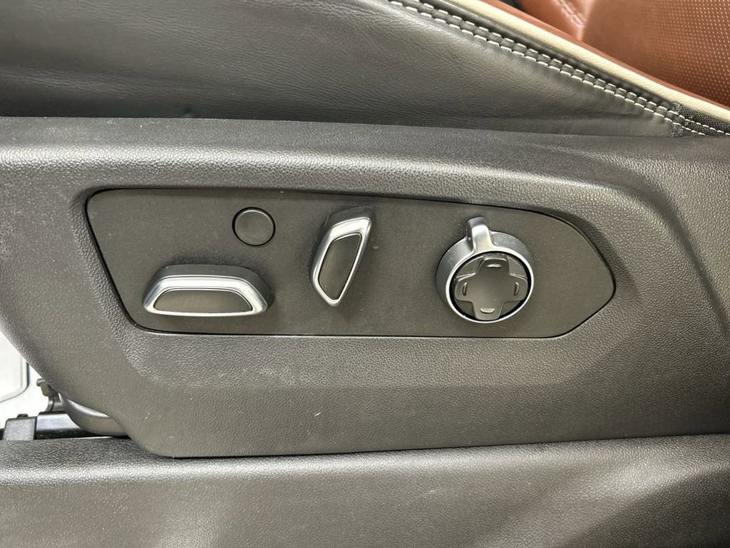 2024 GMC Sierra 3500HD Denali Ultimate - Photo 10