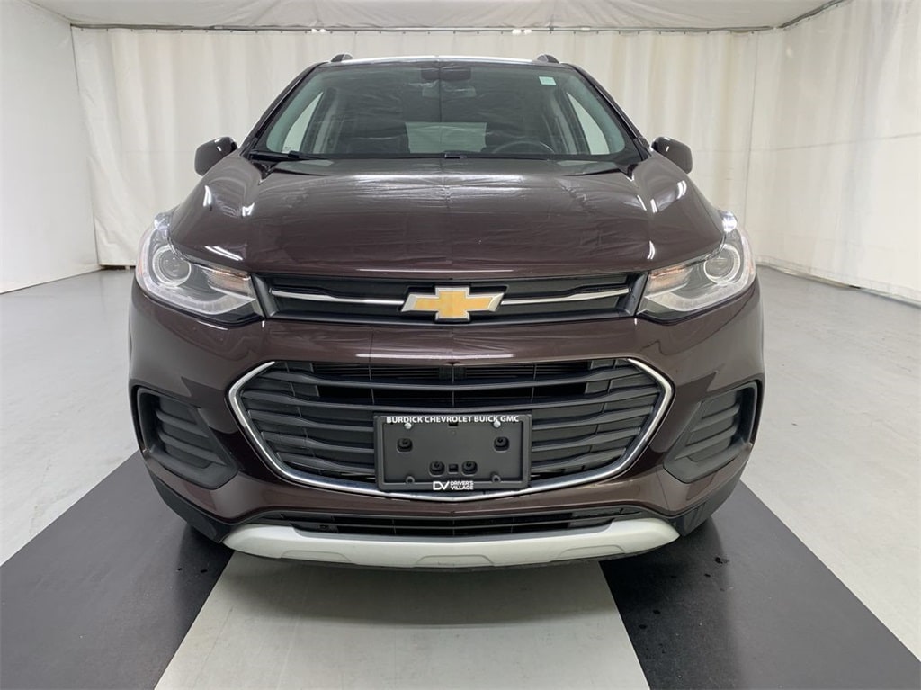 Used 2021 Chevrolet Trax LT with VIN KL7CJPSM3MB374726 for sale in Cicero, NY