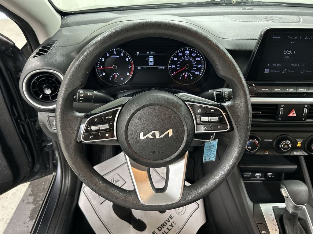 Used 2023 Kia Forte LXS Sedan