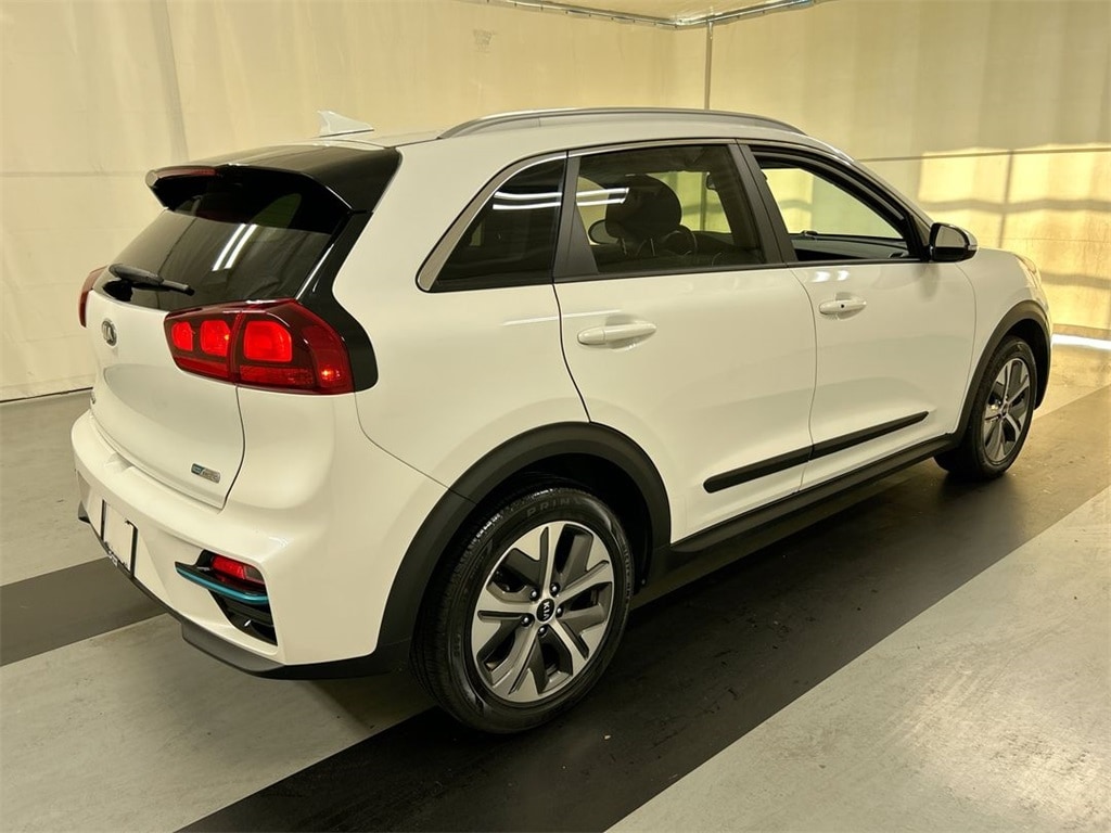 Certified 2020 Kia Niro EX with VIN KNDCC3LG8L5065328 for sale in Cicero, NY