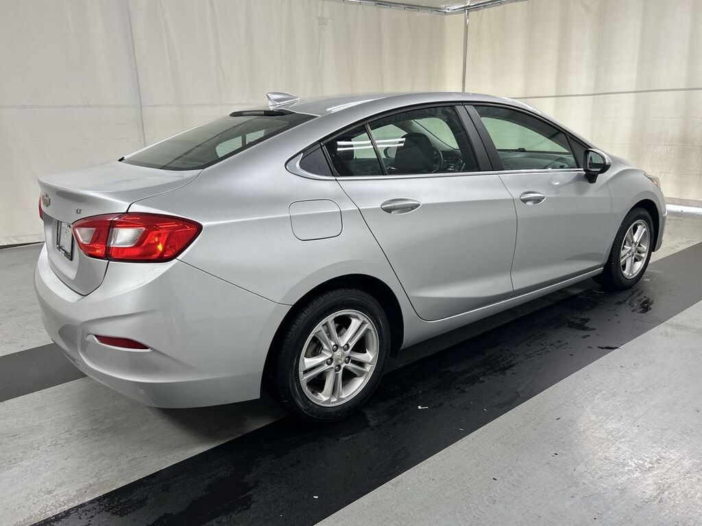 Used 2017 Chevrolet Cruze LT Auto Sedan