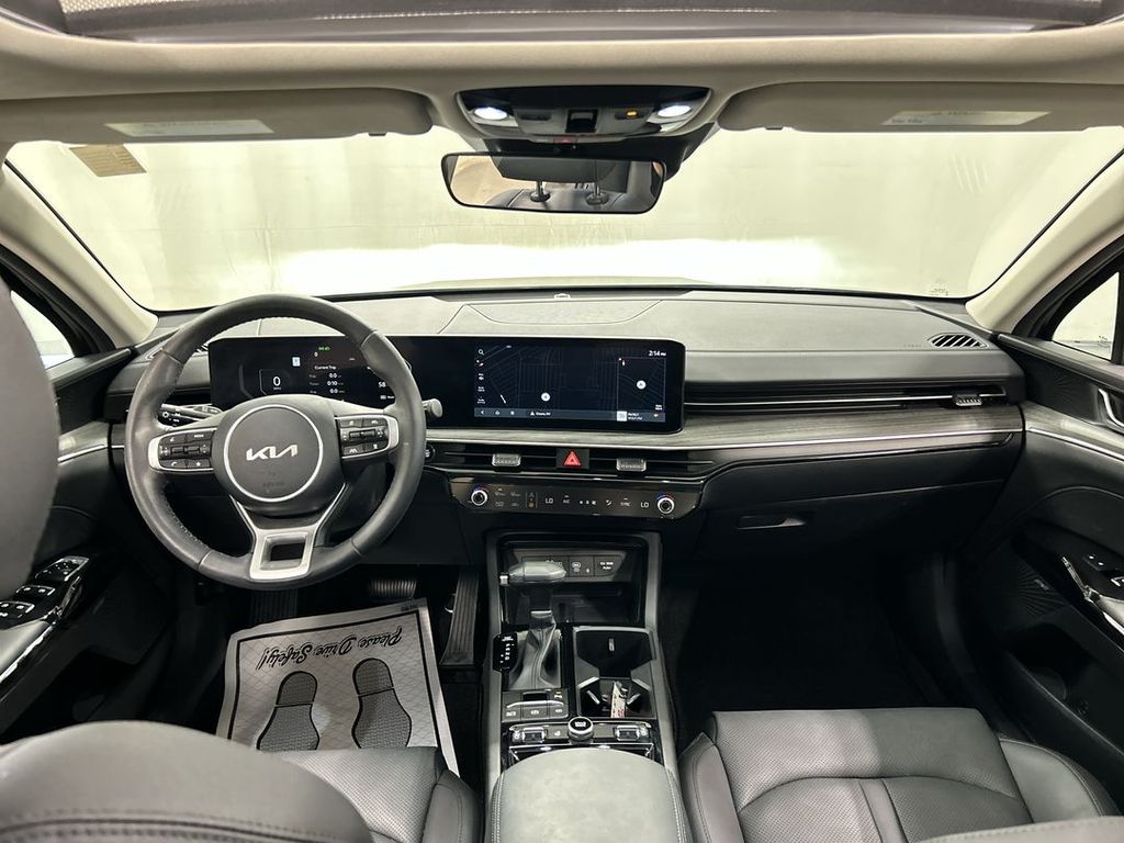 2025 Kia K5 EX - Photo 19