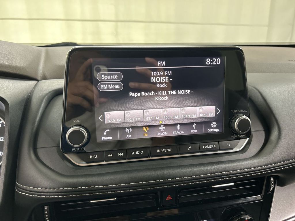 2021 Nissan Rogue SV - Photo 14