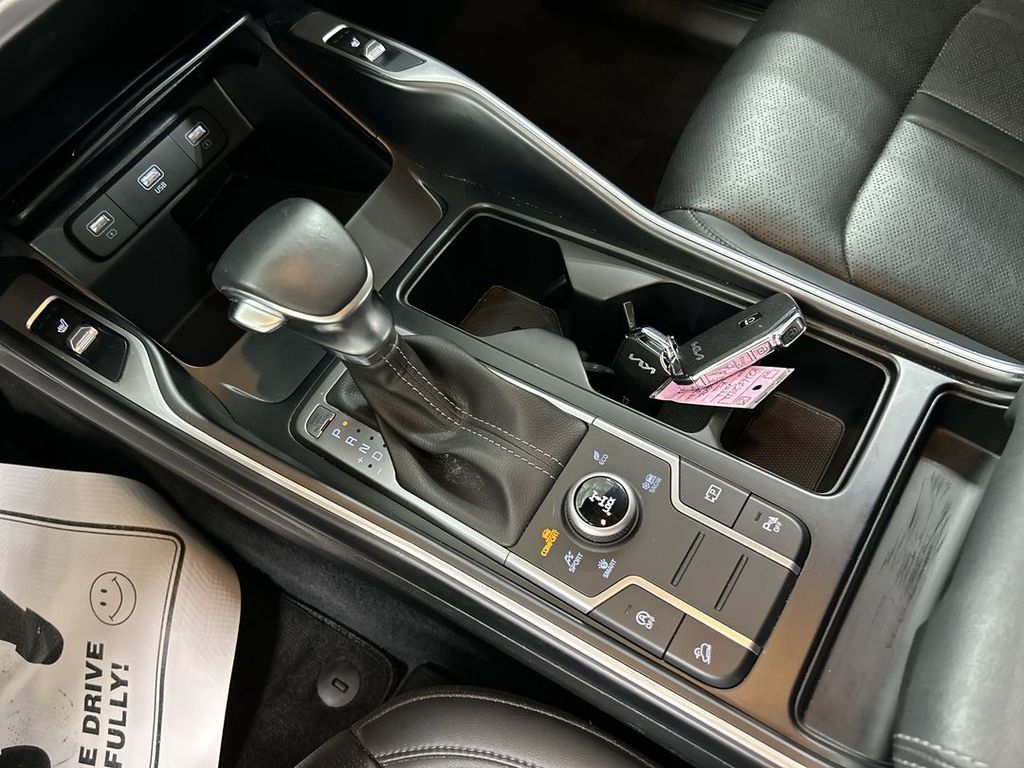 2022 Kia Sorento X-Line S - Photo 18
