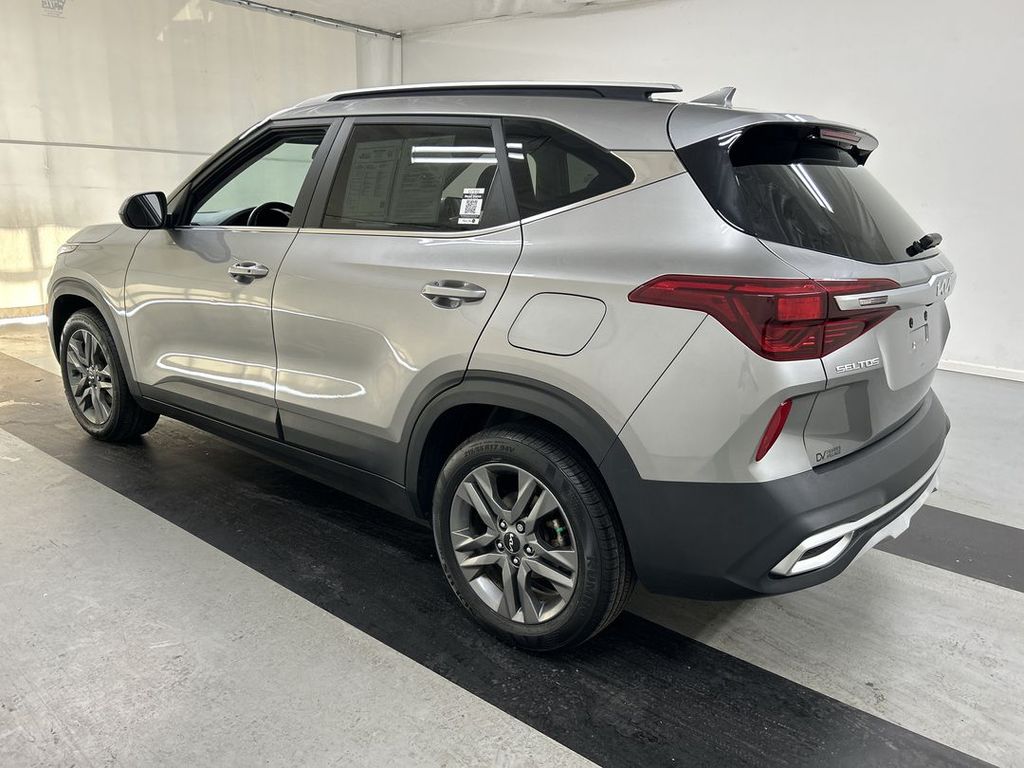 2023 Kia Seltos S - Photo 7