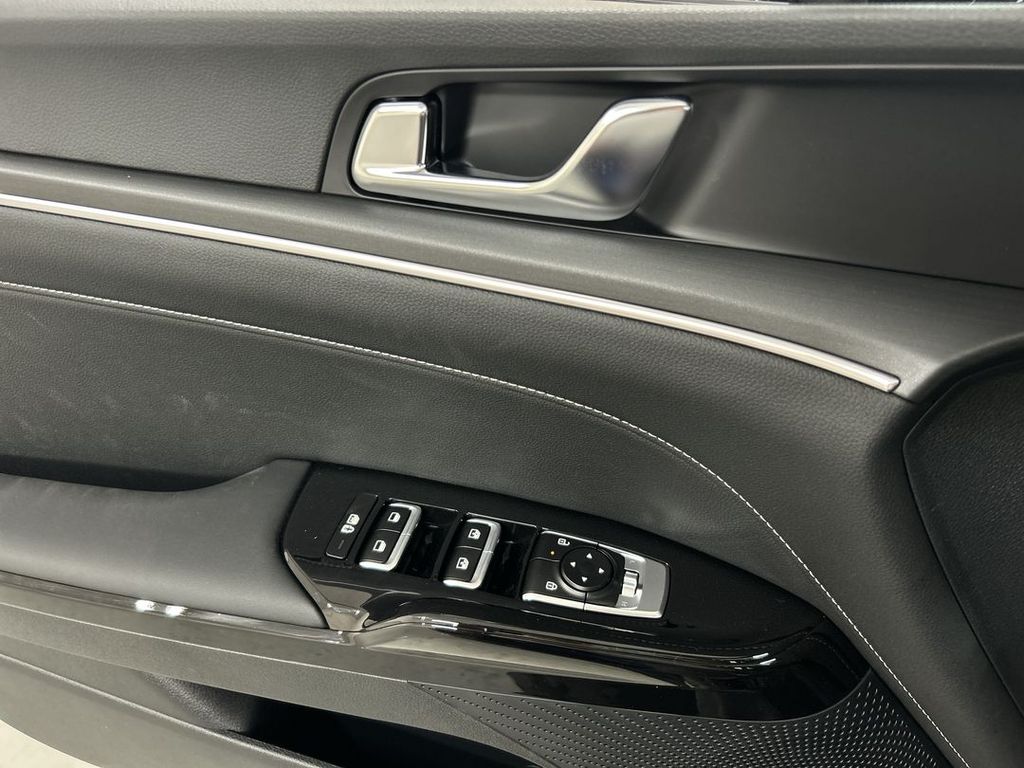 2026 Kia K5 GT-Line - Photo 13