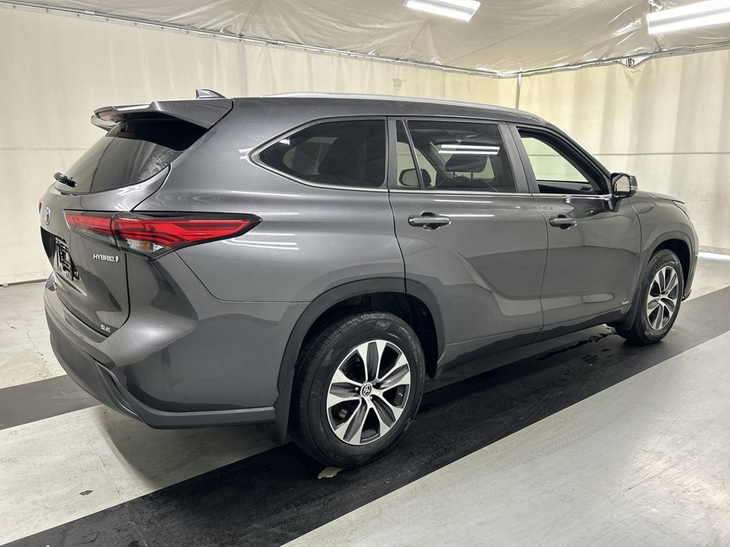 Used 2023 Toyota Highlander Hybrid XLE SUV