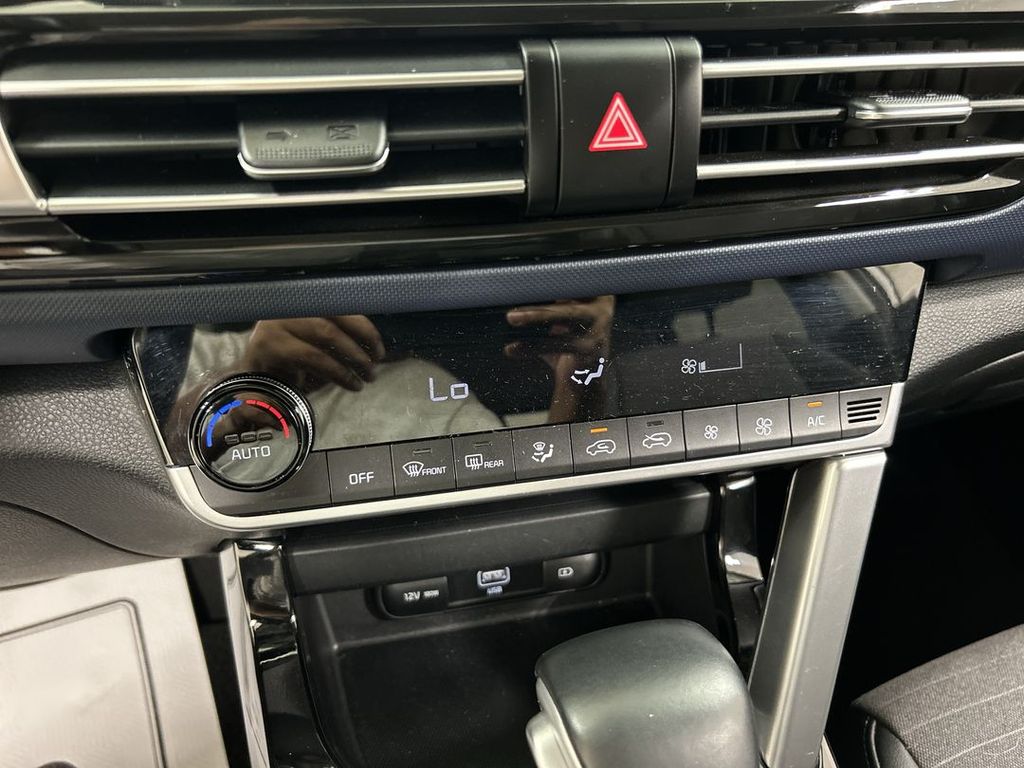 2023 Kia Seltos S - Photo 17