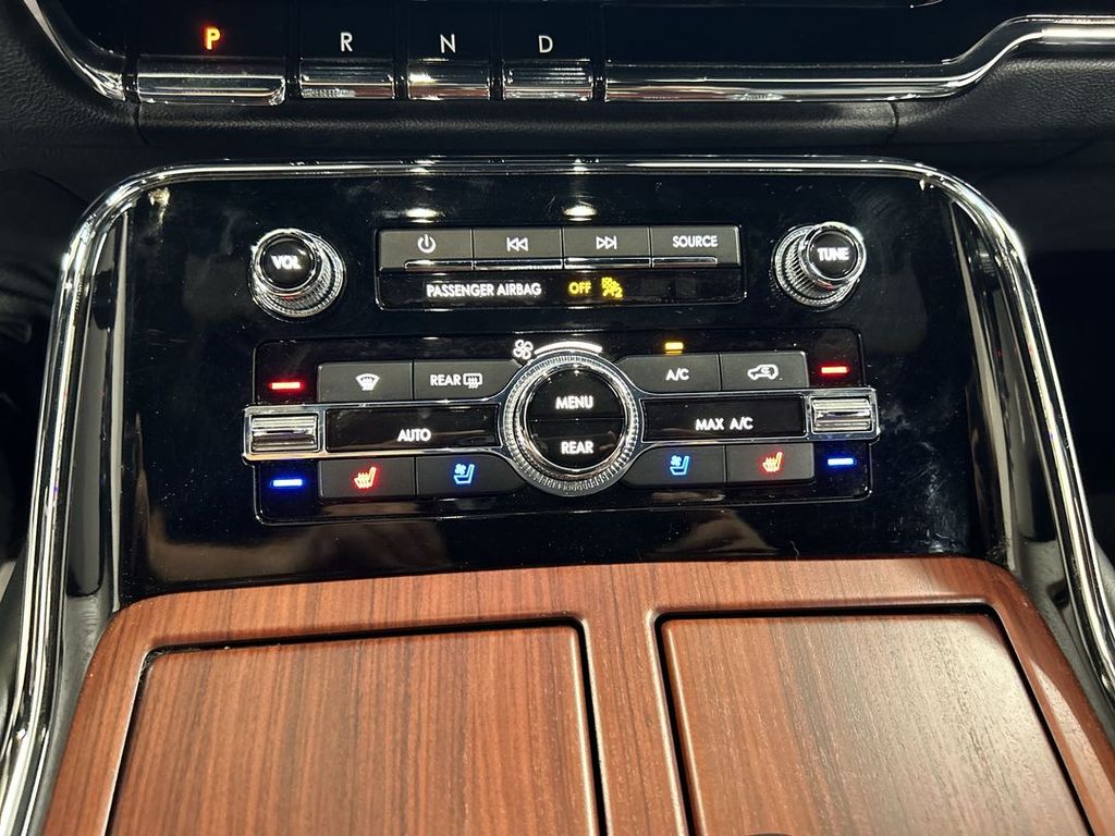 2021 Lincoln Navigator Reserve L - Photo 17