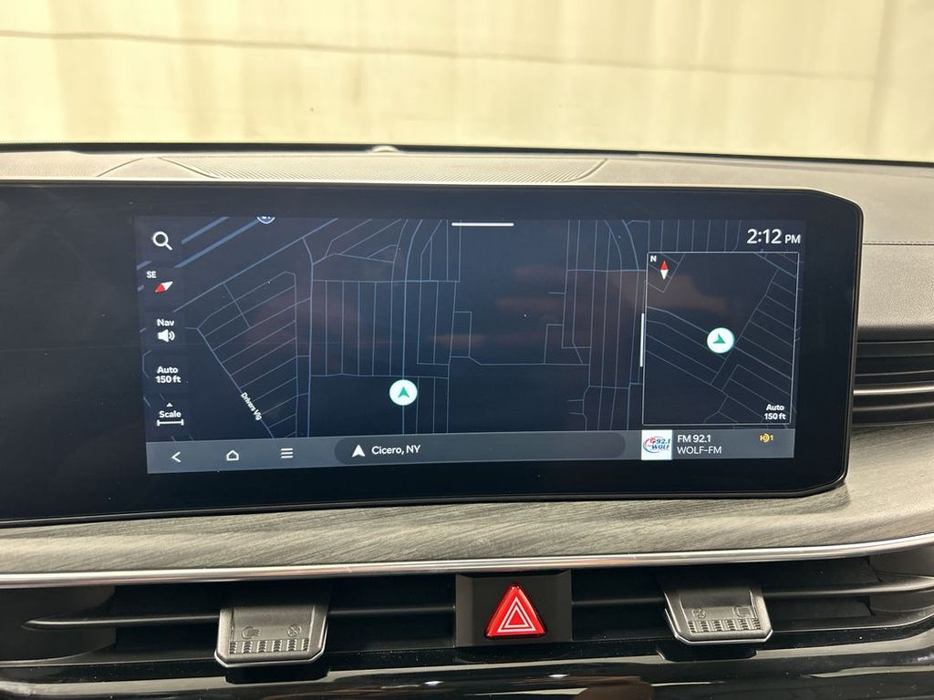 2025 Kia K5 EX - Photo 16