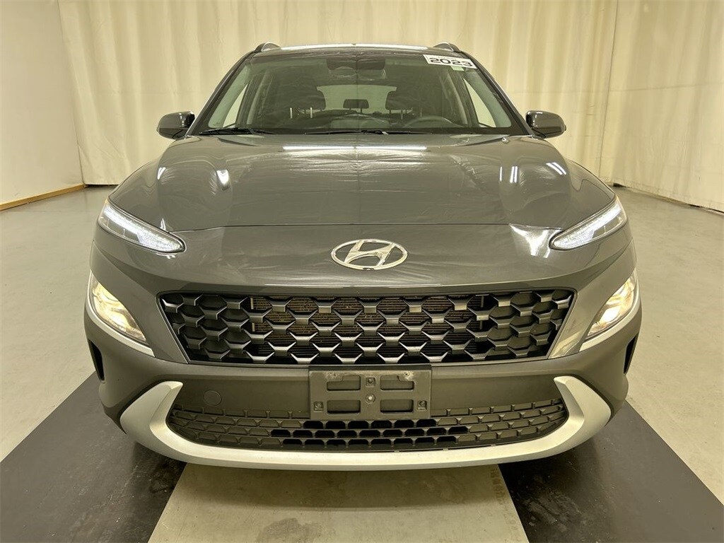 2023 Hyundai Kona SEL photo 3