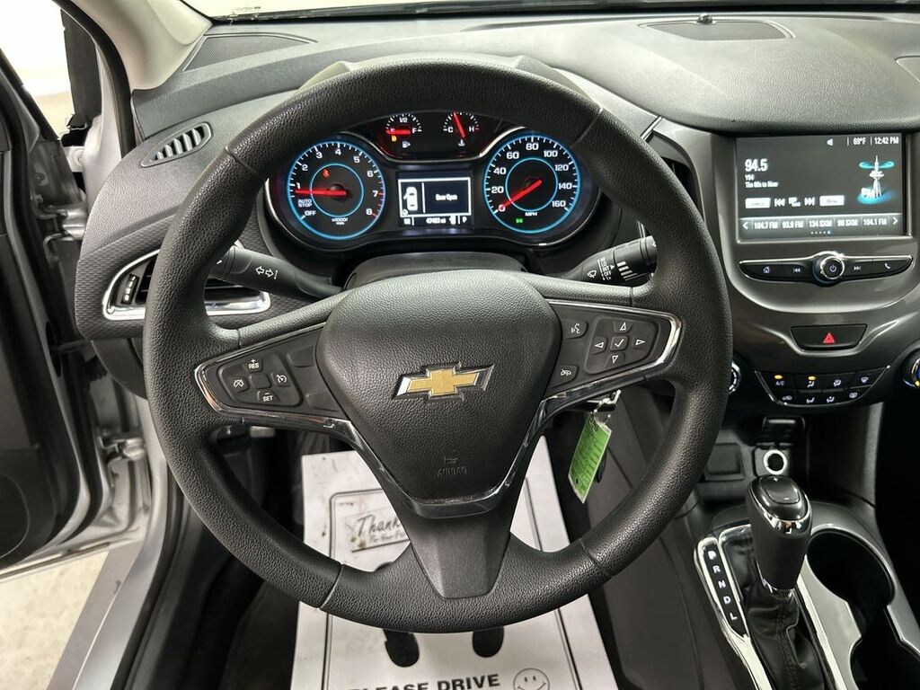 Used 2017 Chevrolet Cruze LT Auto Sedan
