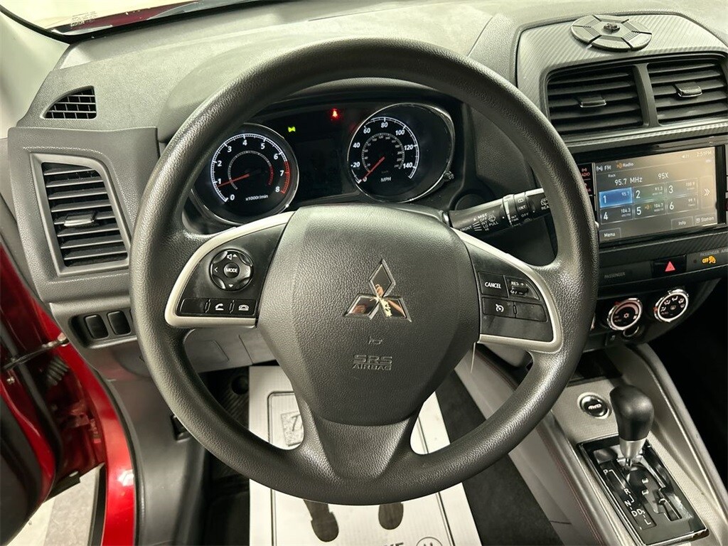 2019 Mitsubishi Outlander Sport ES photo 4