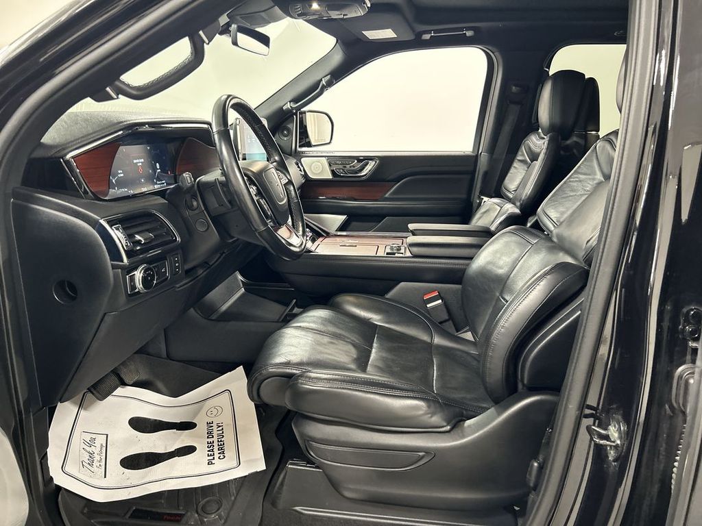 2021 Lincoln Navigator Reserve L - Photo 9