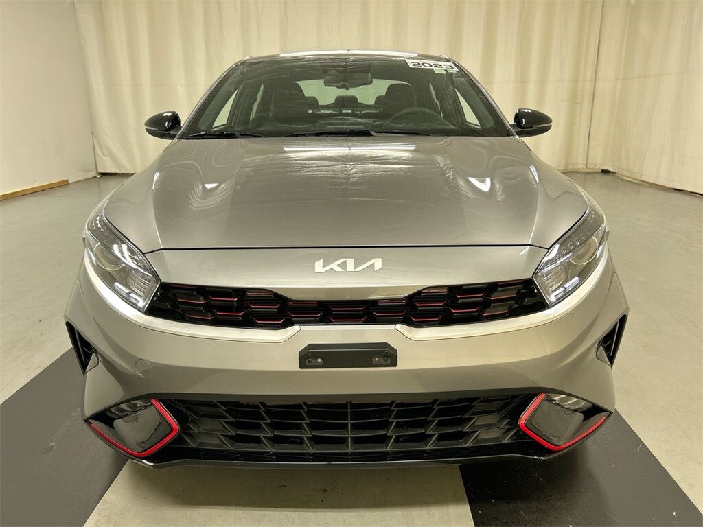 2023 Kia Forte GT-Line photo 3