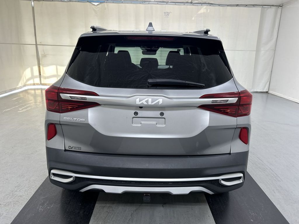 2023 Kia Seltos S - Photo 21