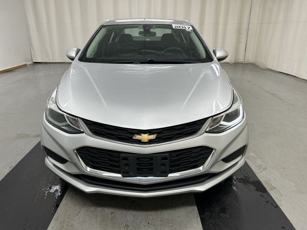 Used 2017 Chevrolet Cruze LT Auto Sedan